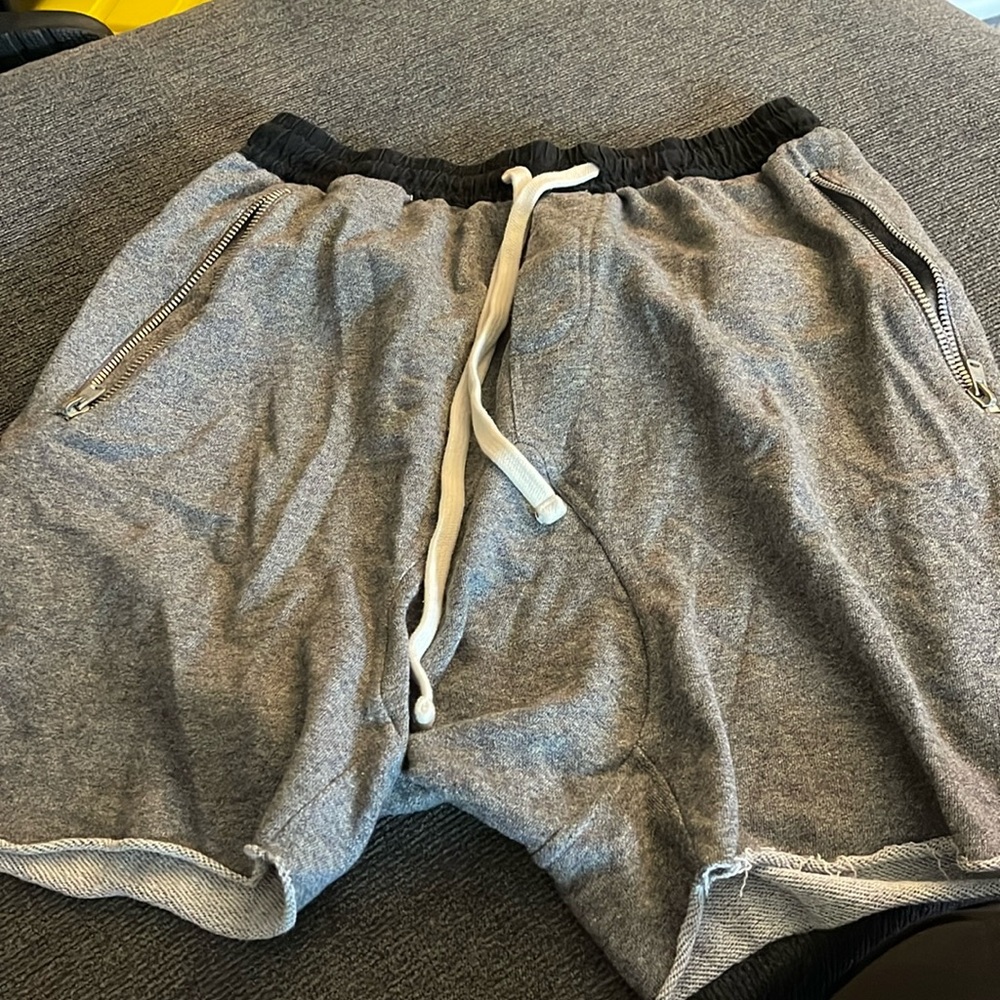 Men shorts